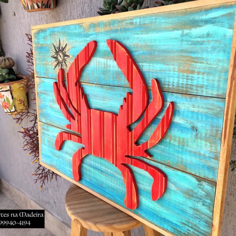 Quadro Rústico em Madeira - Caranguejo - 63cm x 46cm